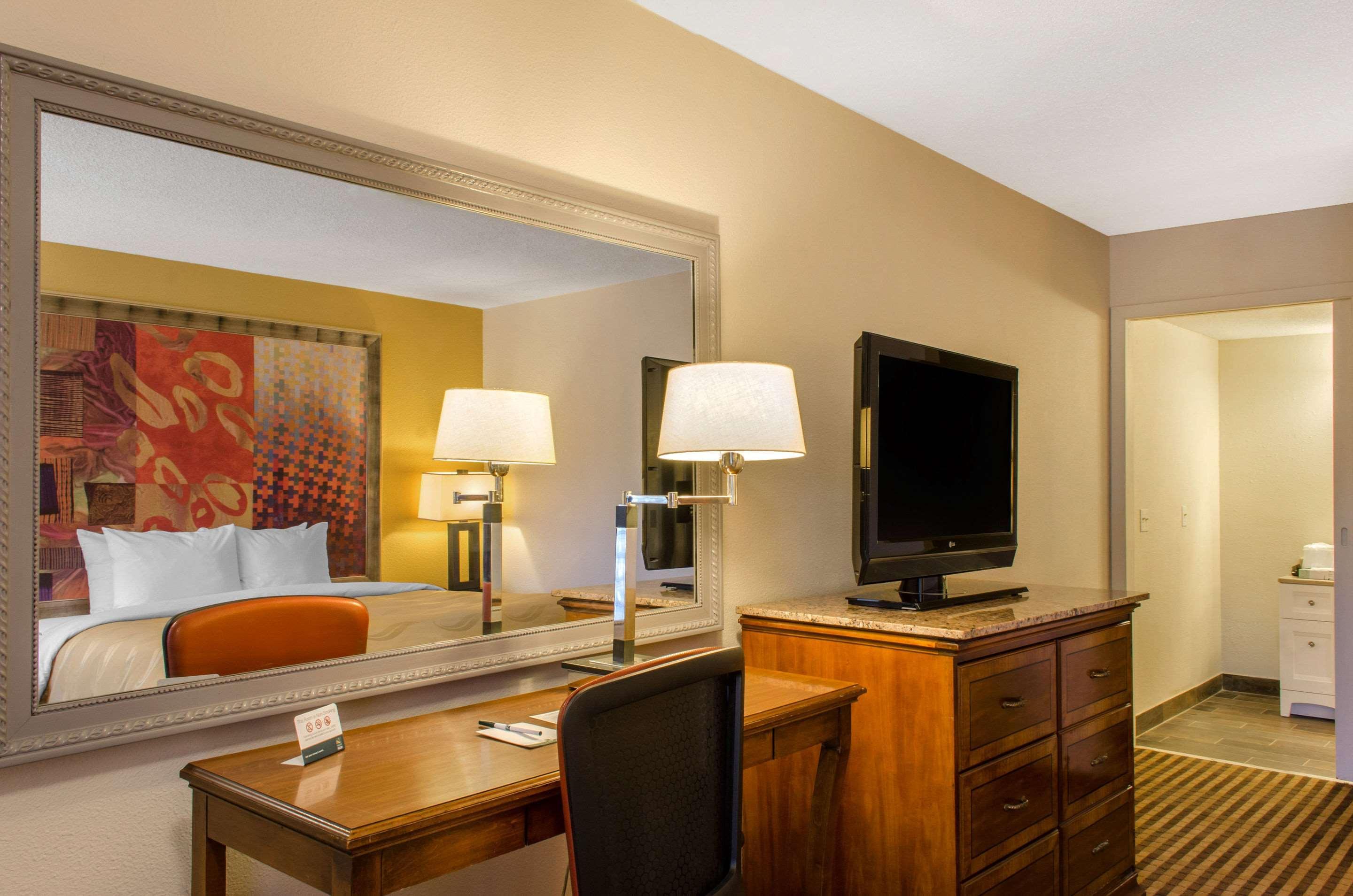 Quality Inn & Suites Laurel Eksteriør billede