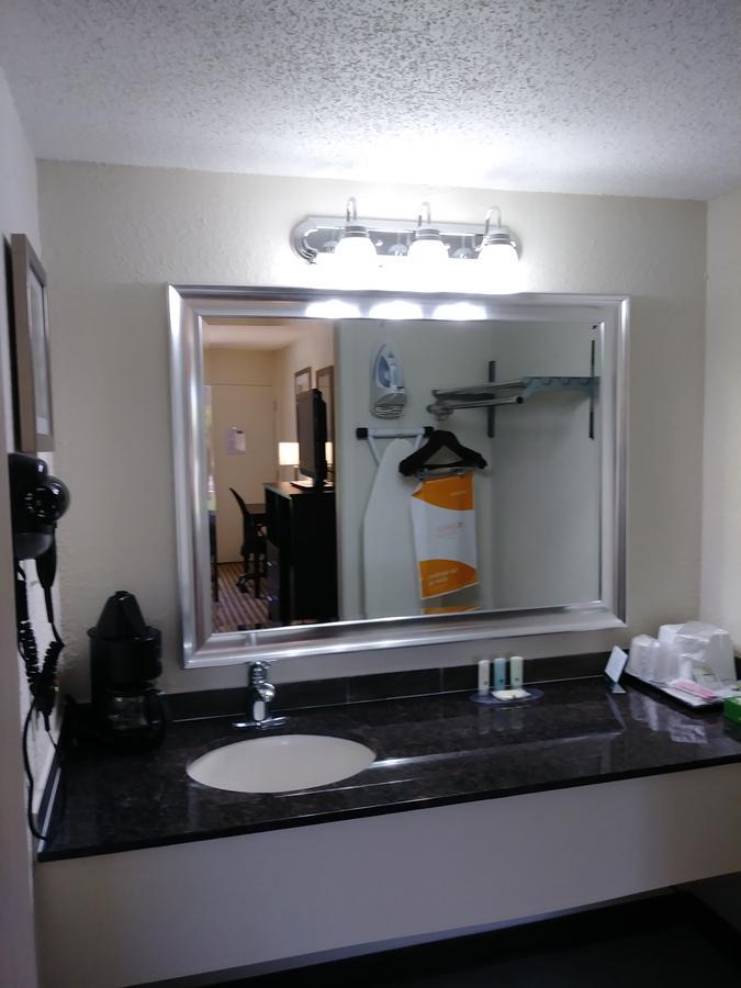 Quality Inn & Suites Laurel Eksteriør billede